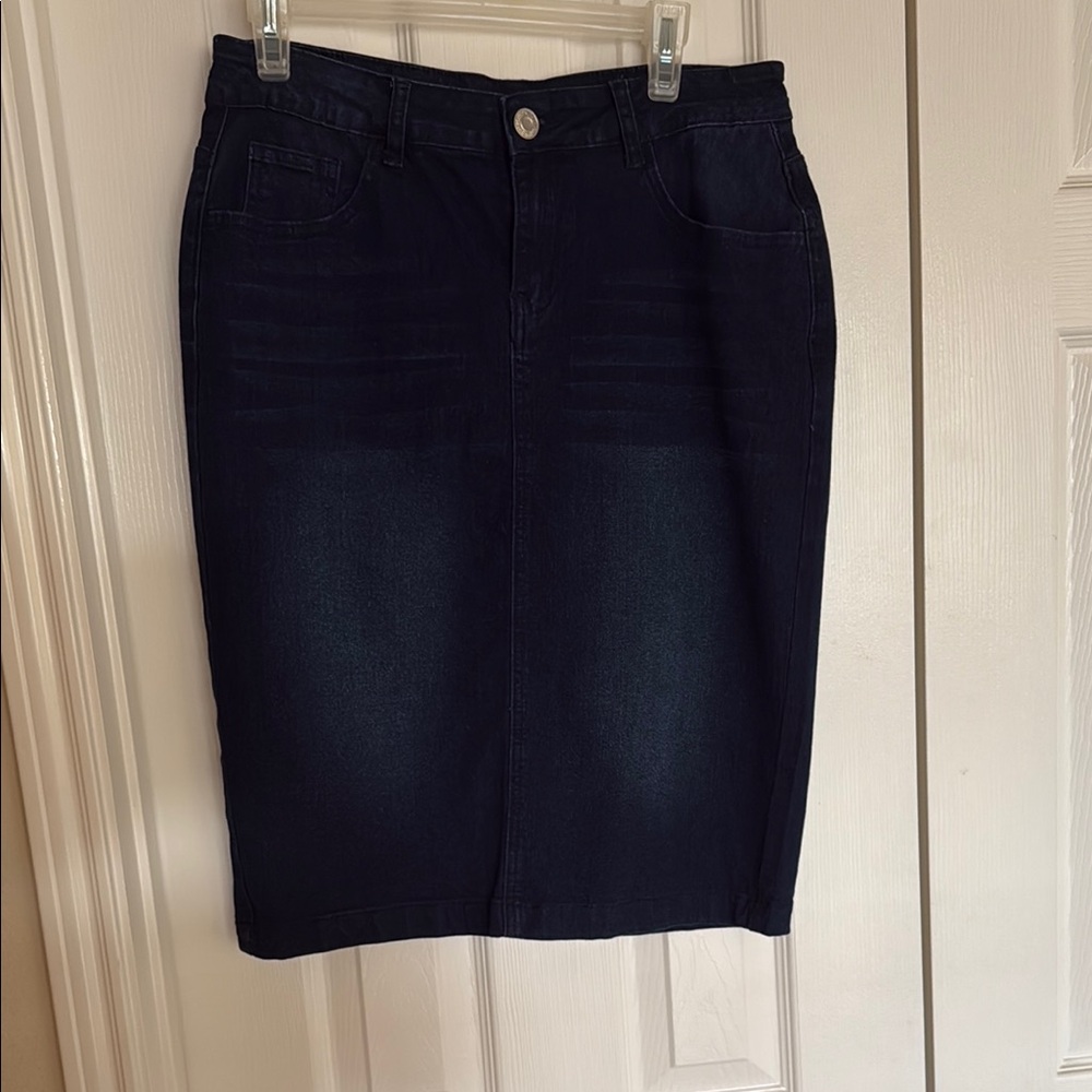 denim skirt